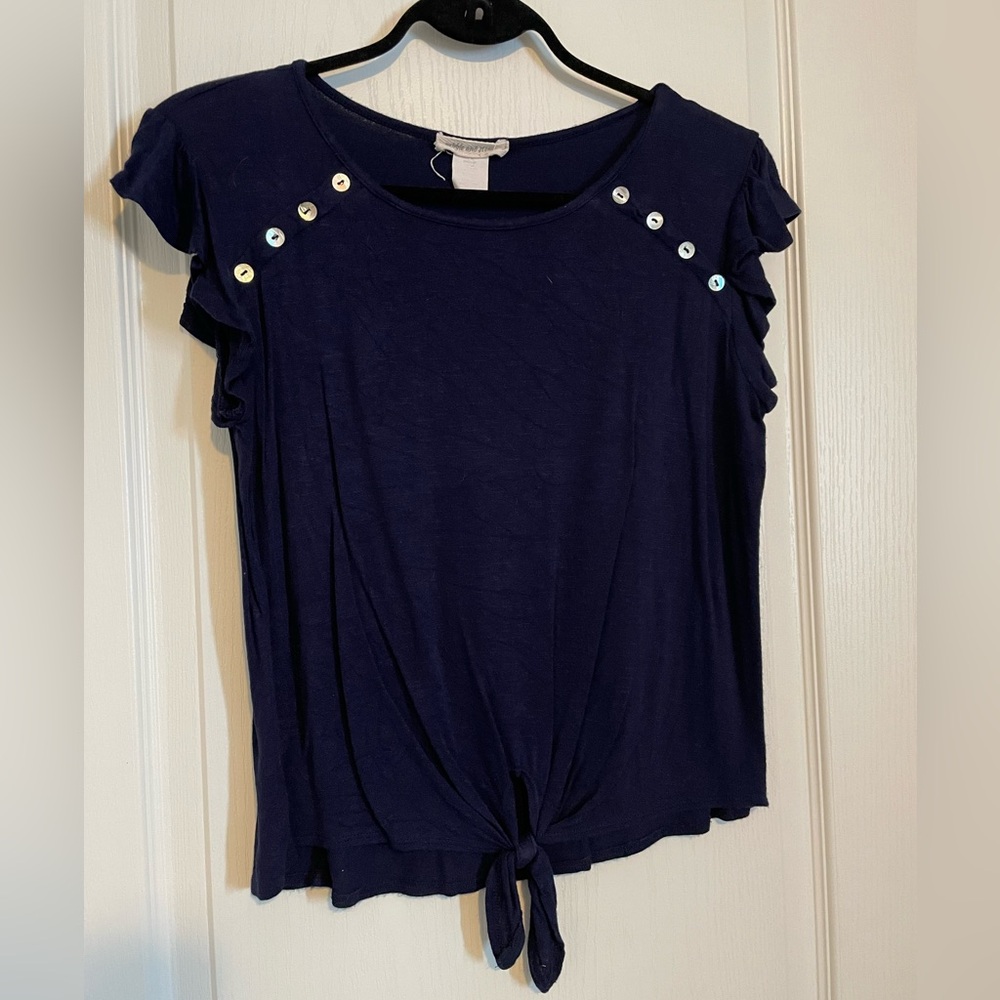 3/$20 | Pebble & Stone - Blouse